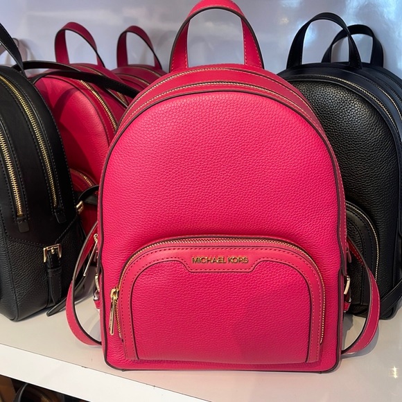 Michael Kors Bags Michael Kors Jaycee Medium Pebbled Leather
Carmine Pink - Picture 15 of 16